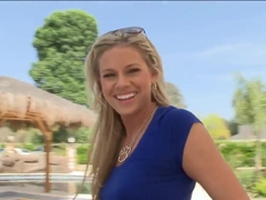 Jessa Rhodes reveals her pretty ass and sweet pussy