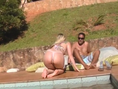 Pale Layla Sintonni pleasures tanned Tony Tigrao