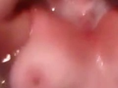 Islands of delight in the bath