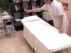 Free spycam sex massage with real kinky asian doggy style