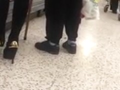shopping in sexy heels