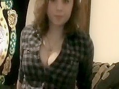 German Floozy Plays With Herself