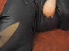 Vicious doxy in leather waxed twat