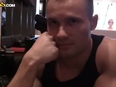 Fellow seduces amateur hottie to fuck for cash